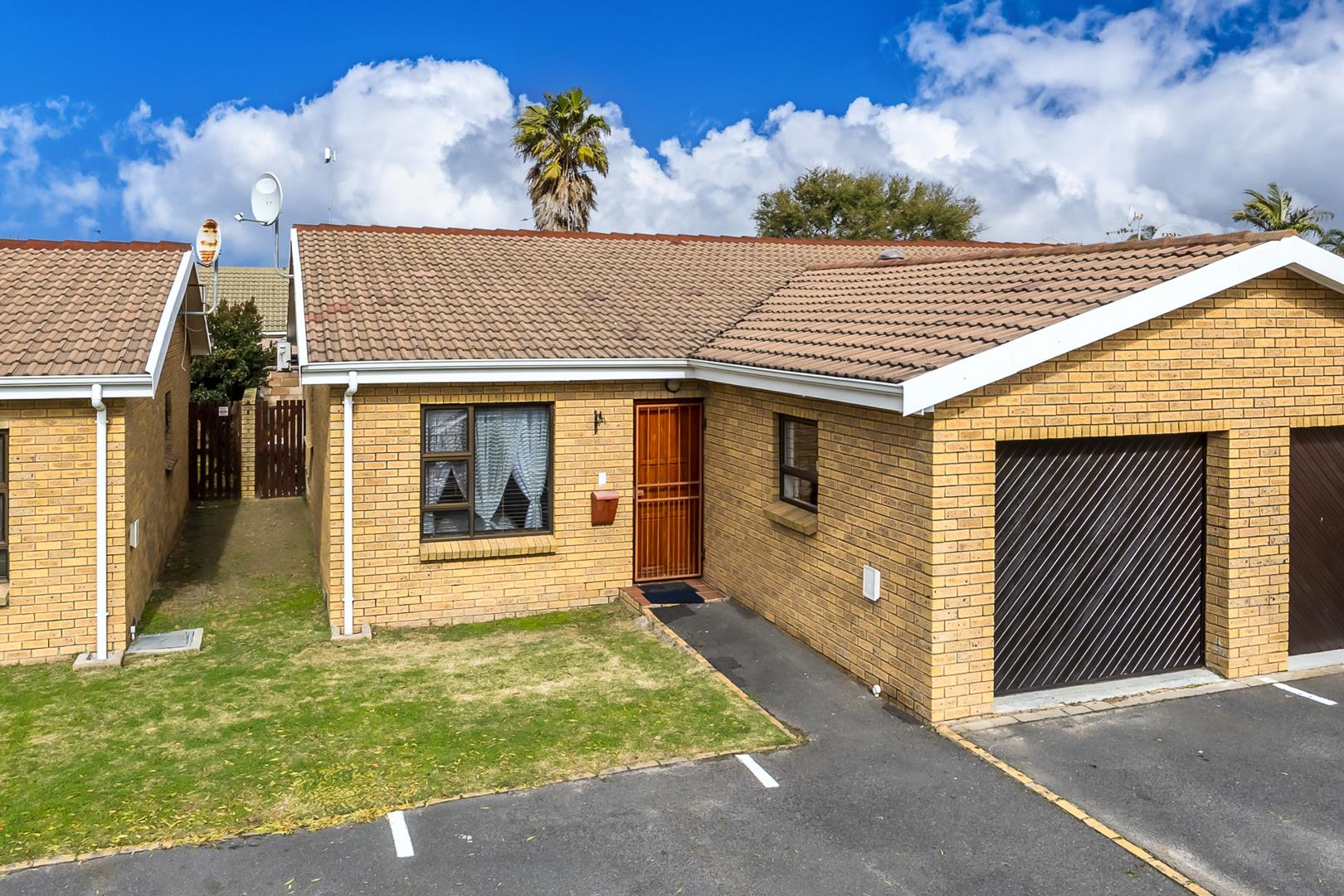 2 Bedroom Townhouse for Sale - Western Cape
