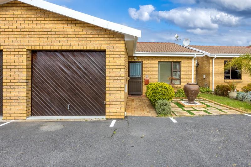 2 Bedroom Townhouse for Sale - Western Cape