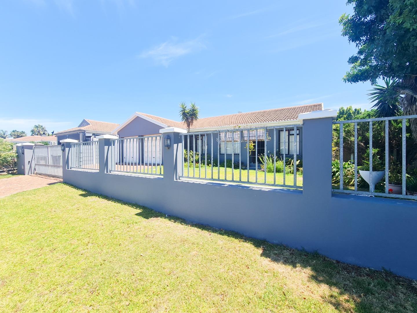 5 Bedroom House for Sale - Western Cape