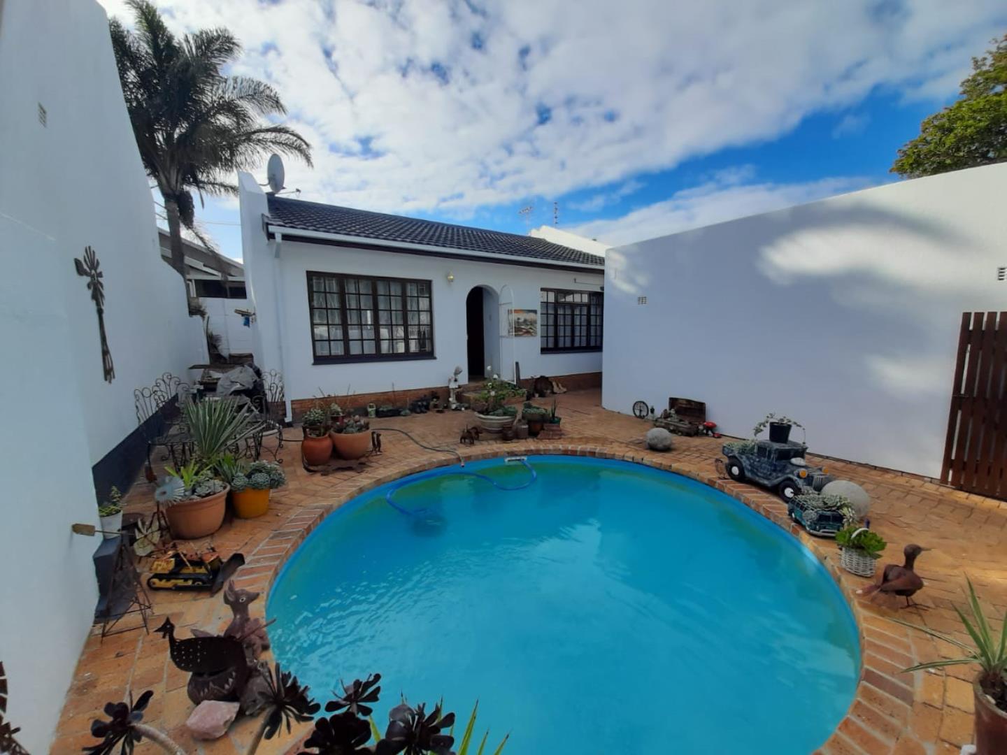 2 Bedroom House for Sale - Western Cape