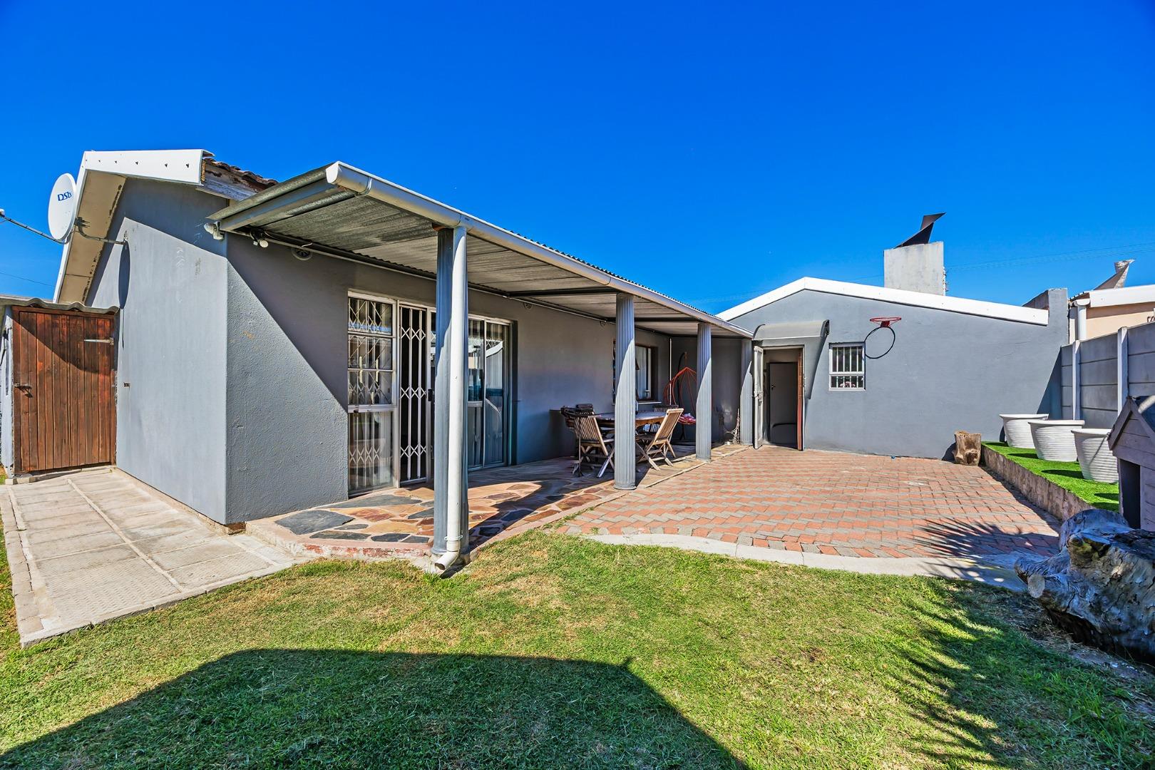 3 Bedroom House for Sale - Western Cape