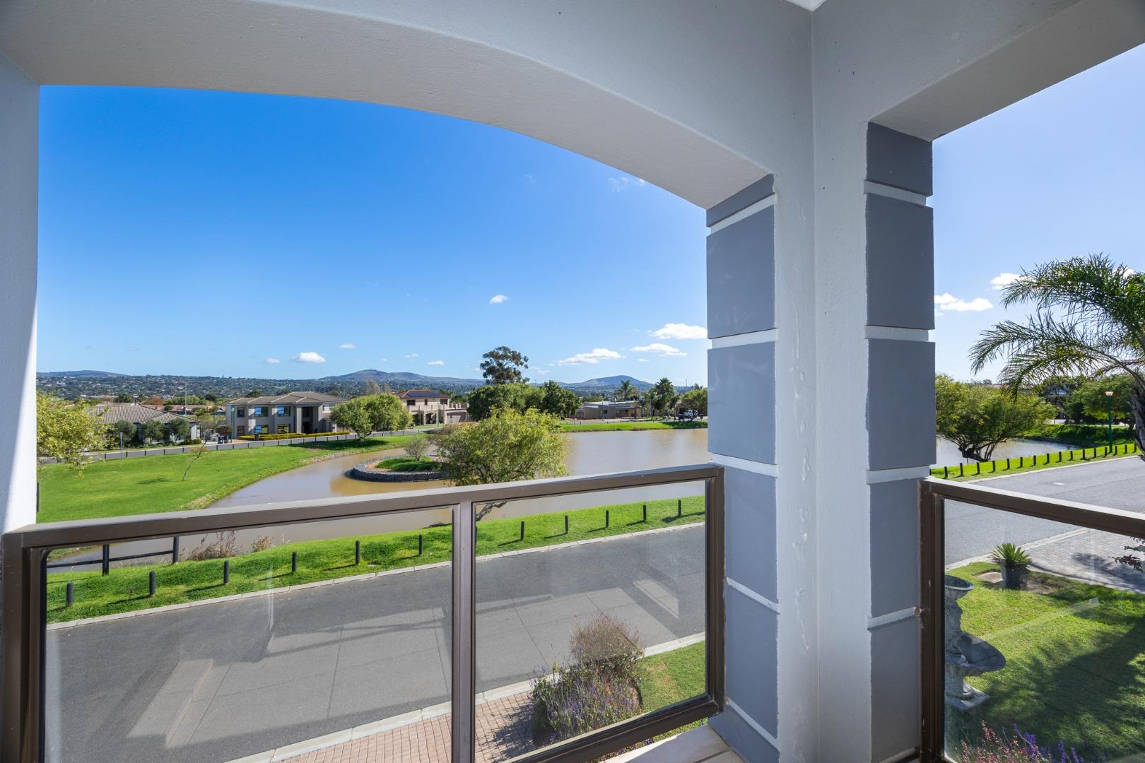 4 Bedroom House for Sale - Western Cape