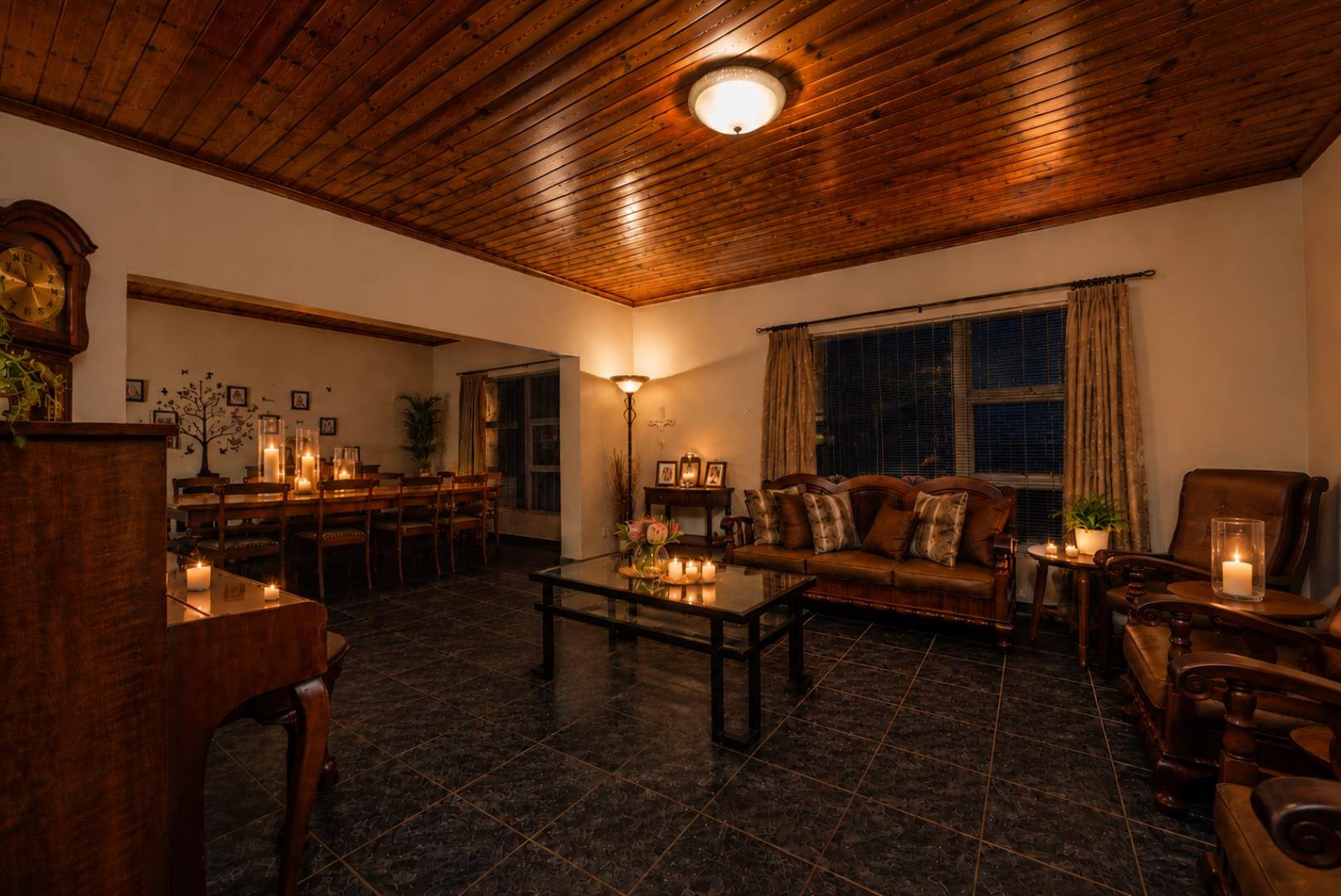 6 Bedroom House for Sale - Western Cape