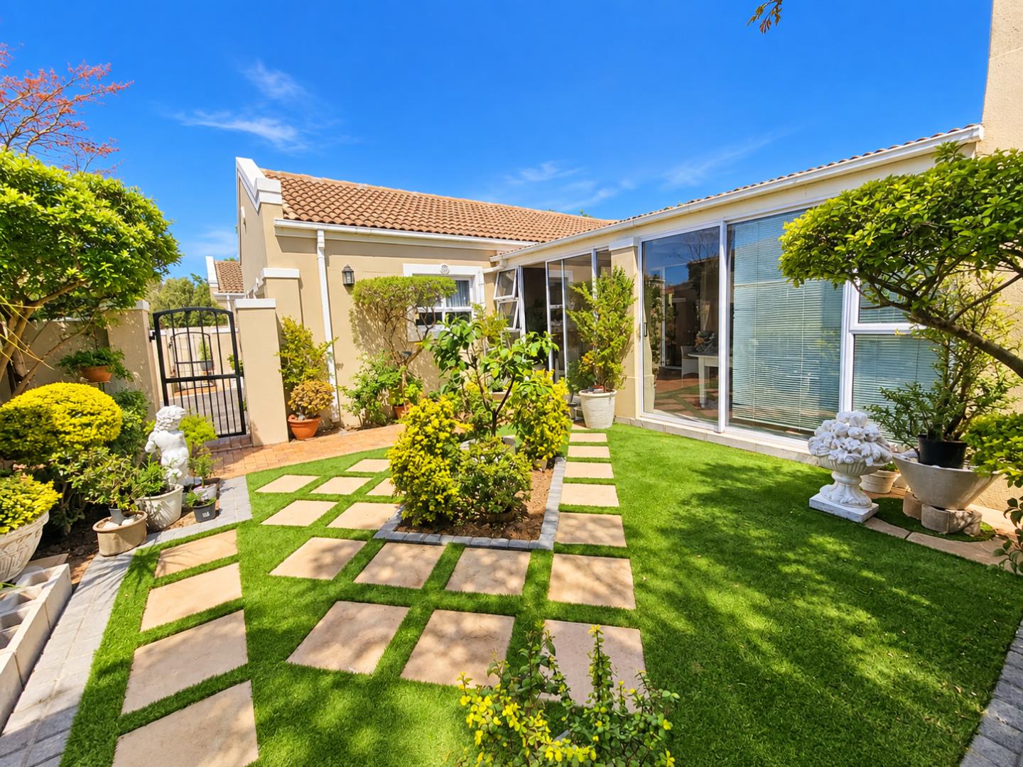 3 Bedroom House for Sale - Western Cape