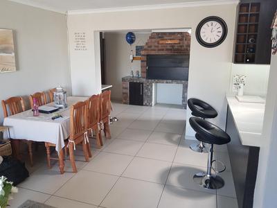 House For Sale in Langeberg Ridge, Cape Town