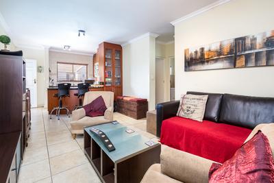 Apartment / Flat For Sale in Durbanville, Durbanville